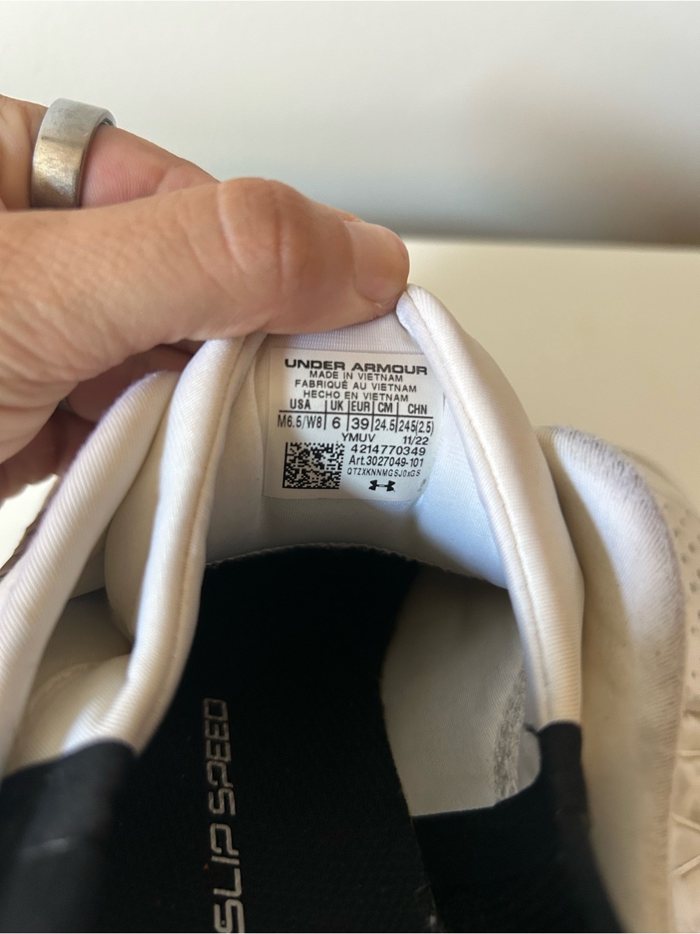 Under Armour Unisex Cream Athletic Flow Dial-Lock Sneakers - Picture 6 of 6